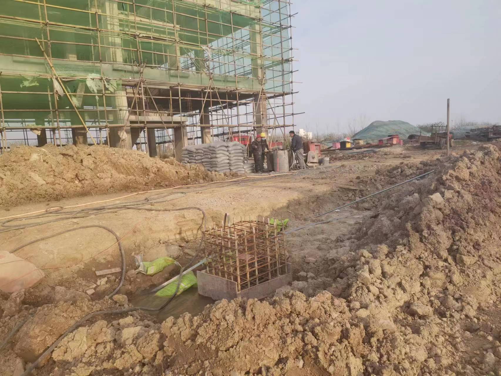 灌云当桥梁出现裂缝的时候应该及时加固修补